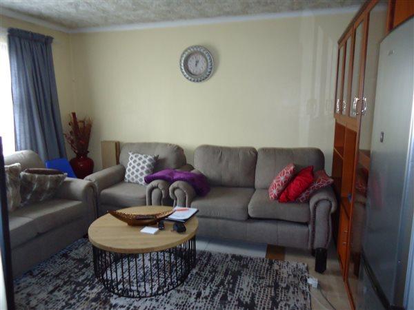 3 Bedroom Property for Sale in Ilitha Park Western Cape